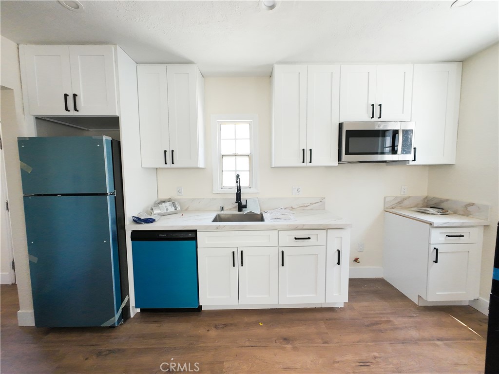 2814 S Mansfield Avenue 2814 1/2