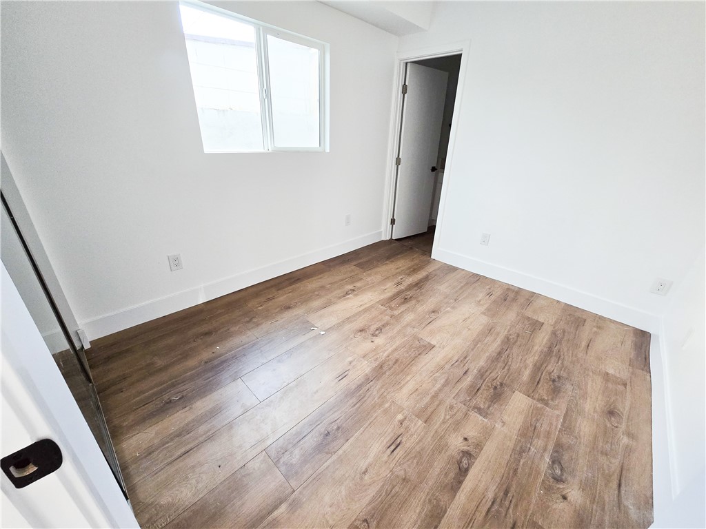 2814 S Mansfield Avenue 2816 1/2