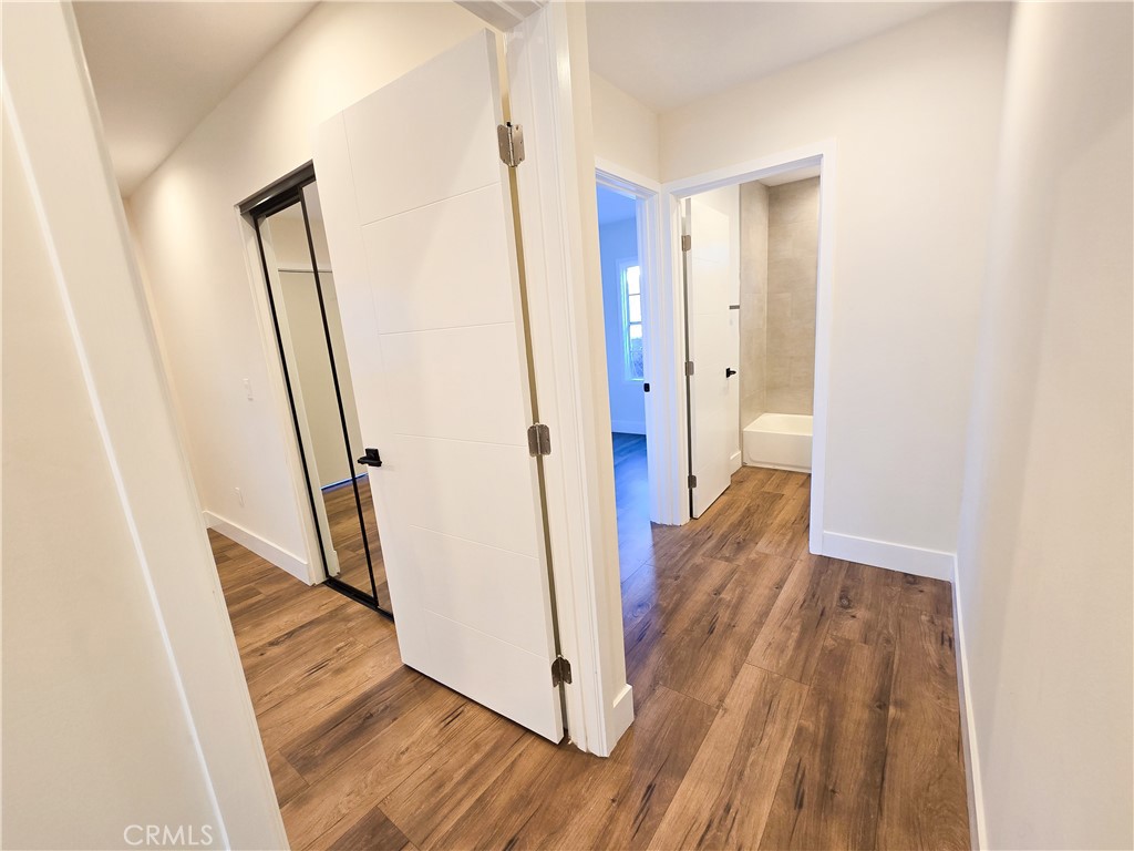 1920 W 52nd Street 1920