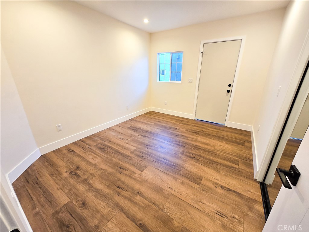 1920 W 52nd Street 1920