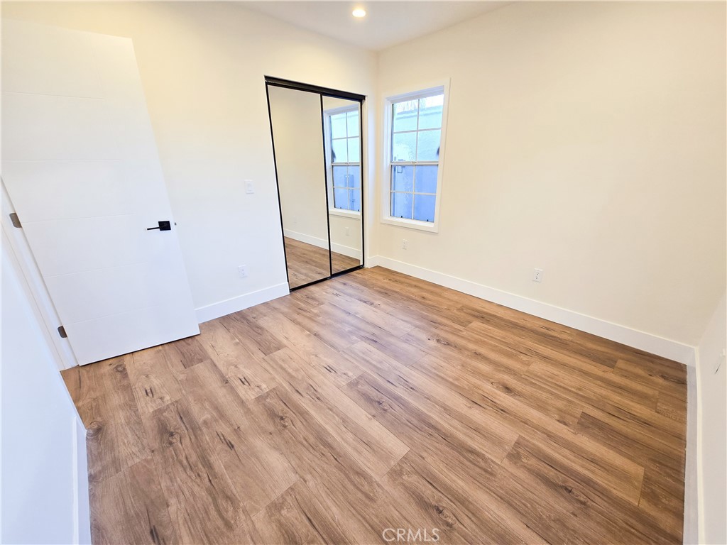 1920 W 52nd Street 1920