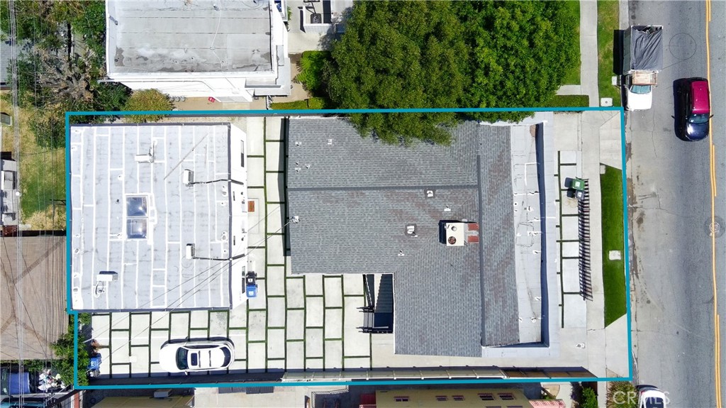 2927 S Redondo Boulevard