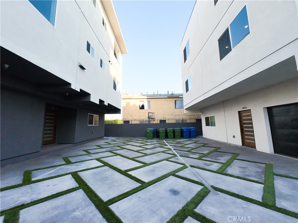 117 E 29th Street 117