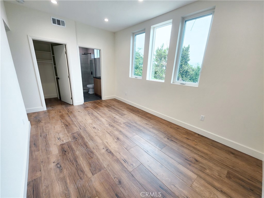 11255 Tiara Street 11257 1/2