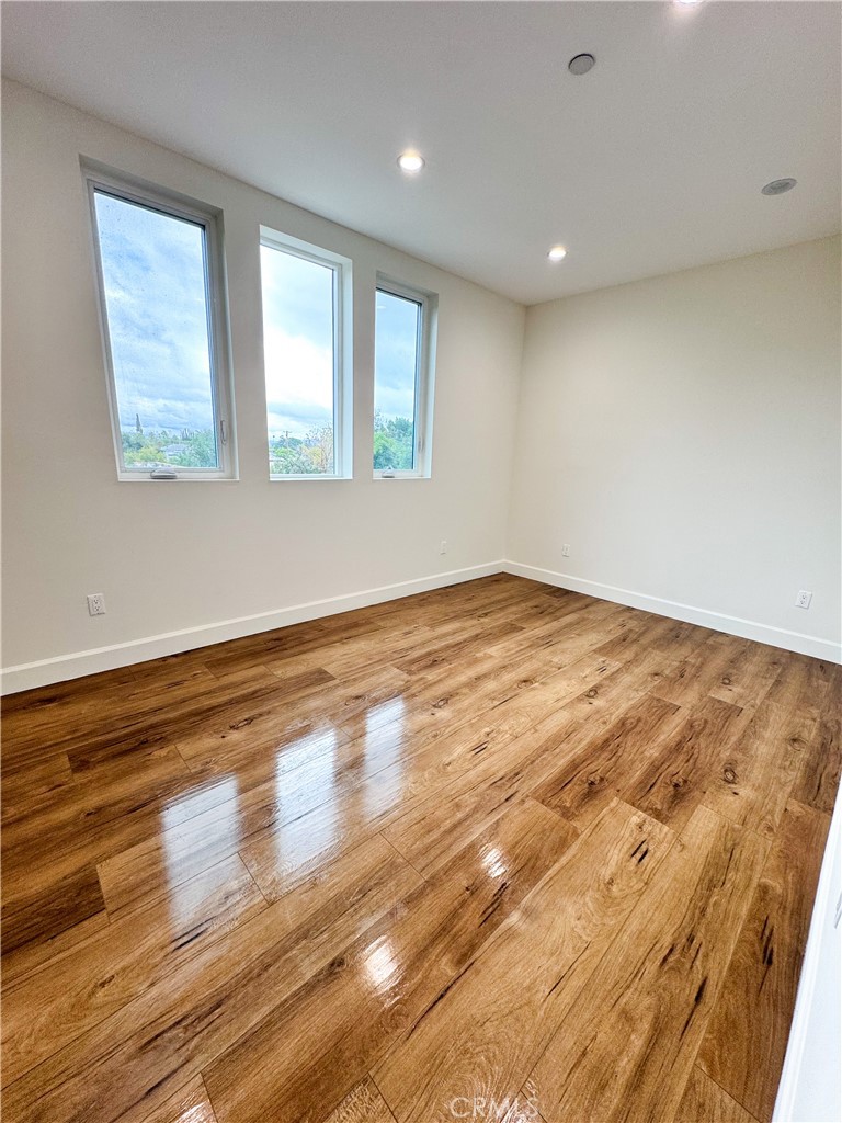 11255 Tiara Street 11257 1/2