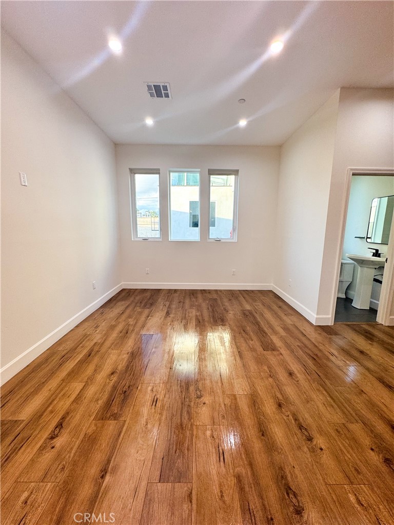 11255 Tiara Street 11257 1/2