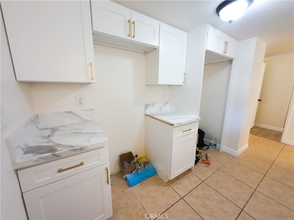 302 E Chestnut Avenue