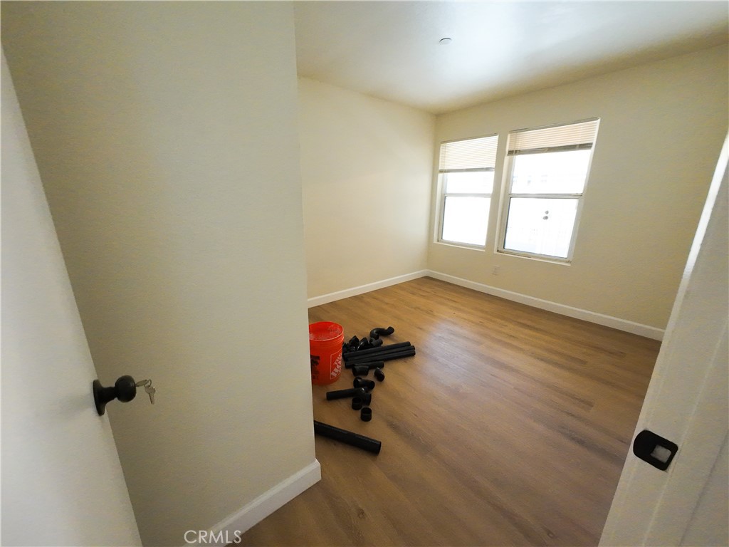 302 E Chestnut Avenue