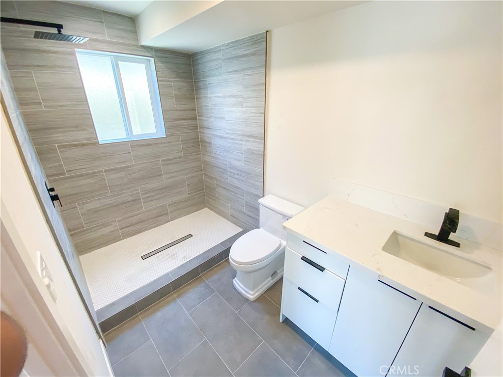 1839 S Gramery Place 1837