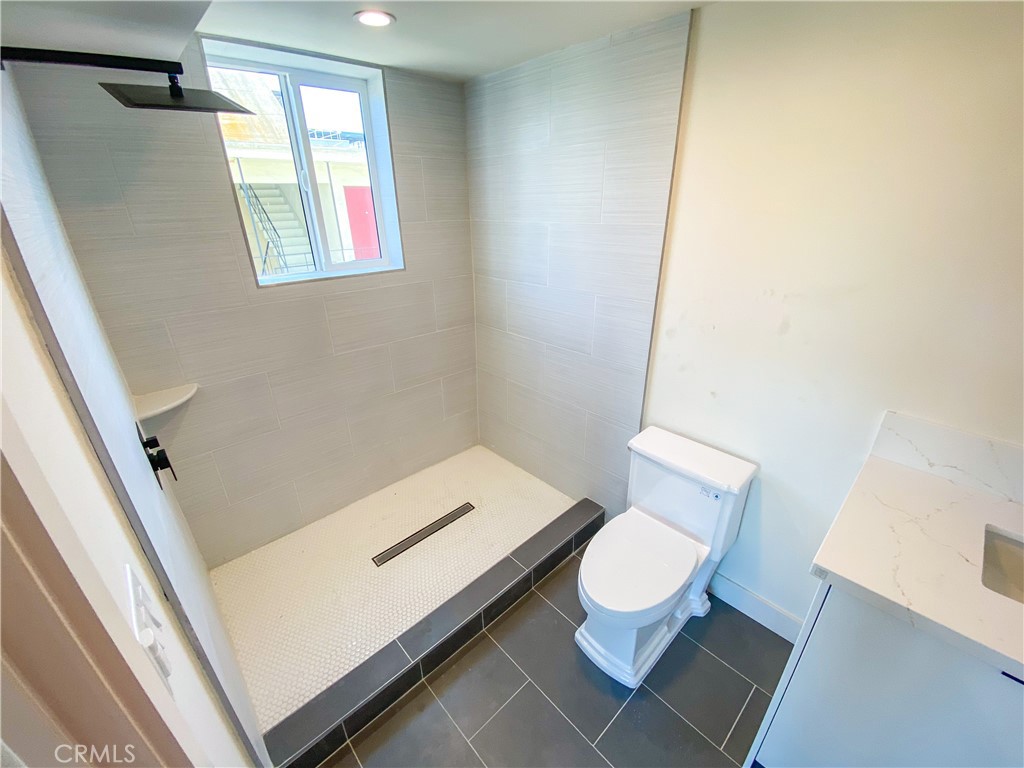 1839 S Gramery Place 1837