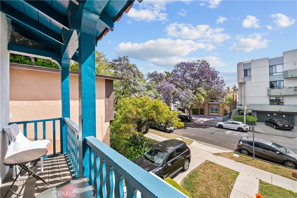 915 S Wooster