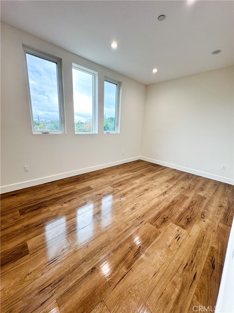 11255 Tiara Street 11257 1/2