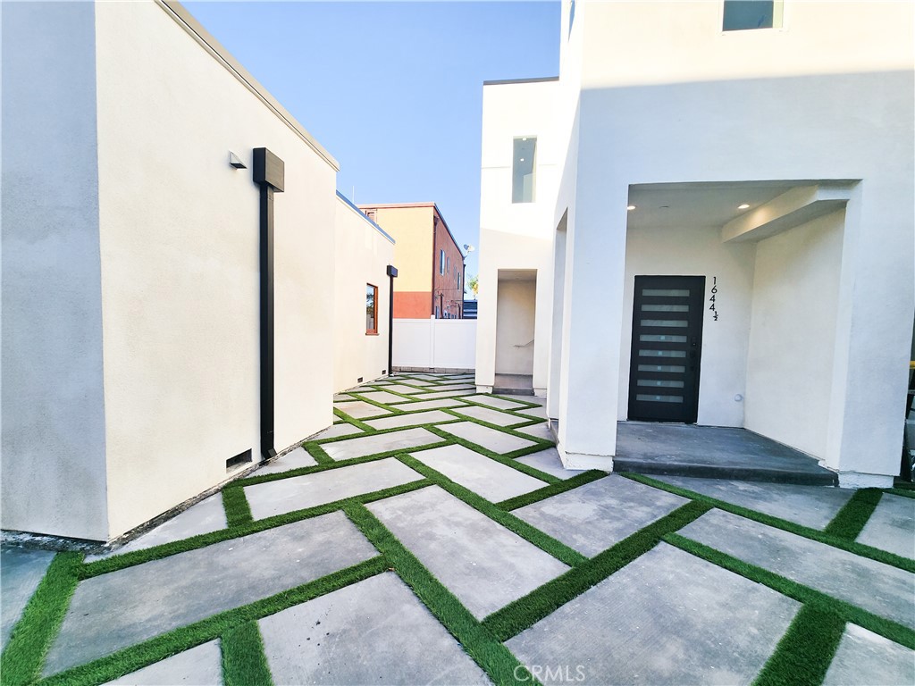 1644 5th Ave 1644 1/2