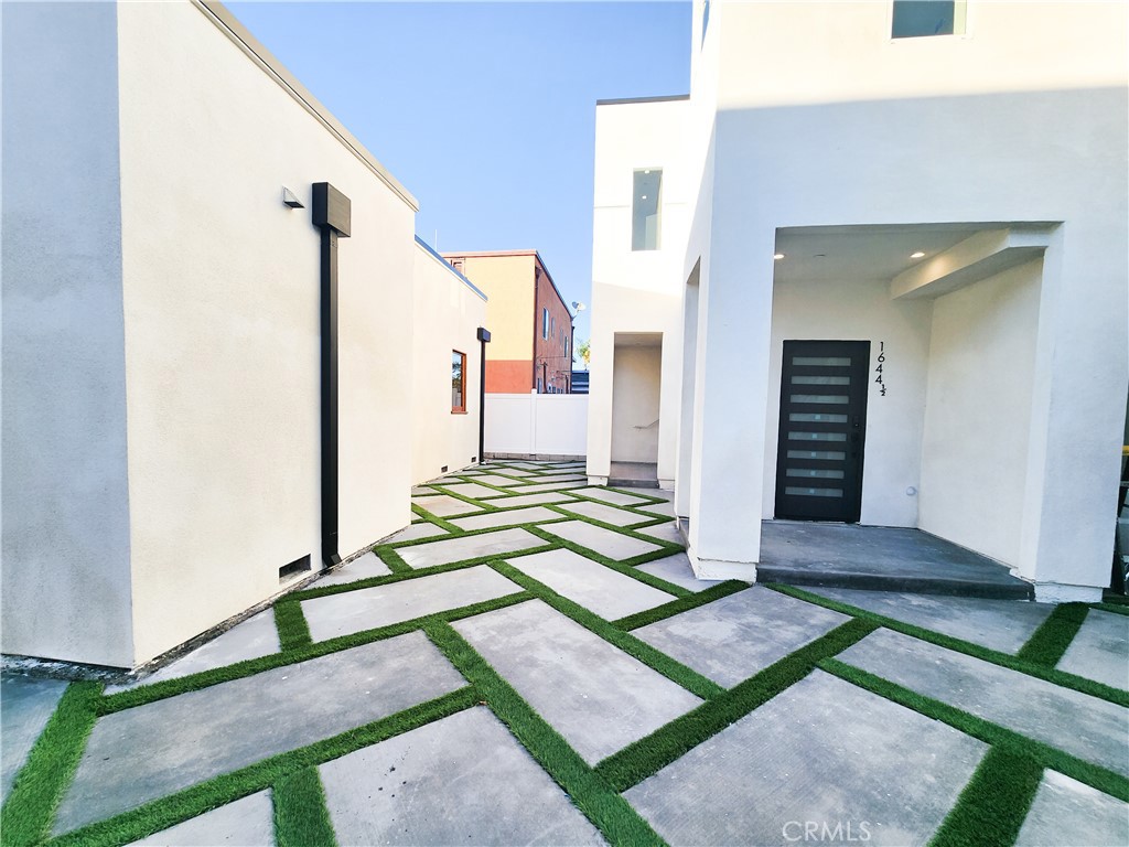 1644 5th Ave 1644 1/2