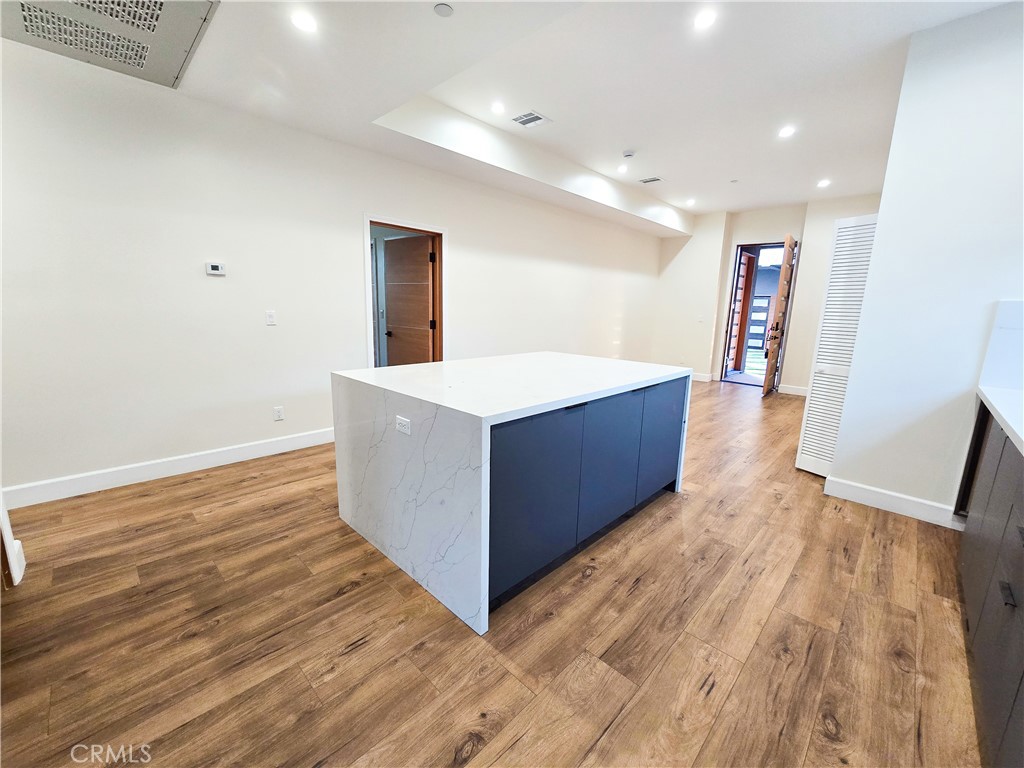 1816 3 S Hauser Boulevard