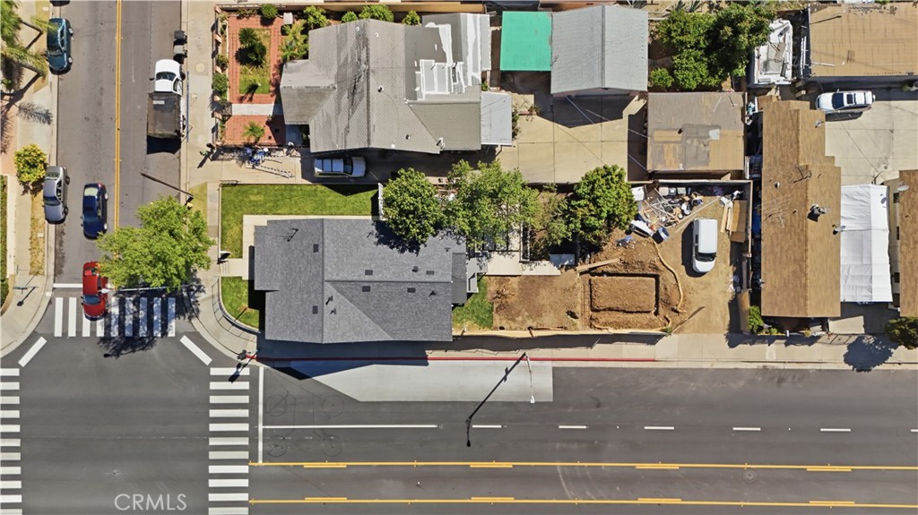 101 S Melrose