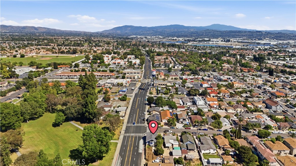 101 S Melrose