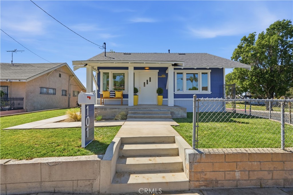 101 S Melrose