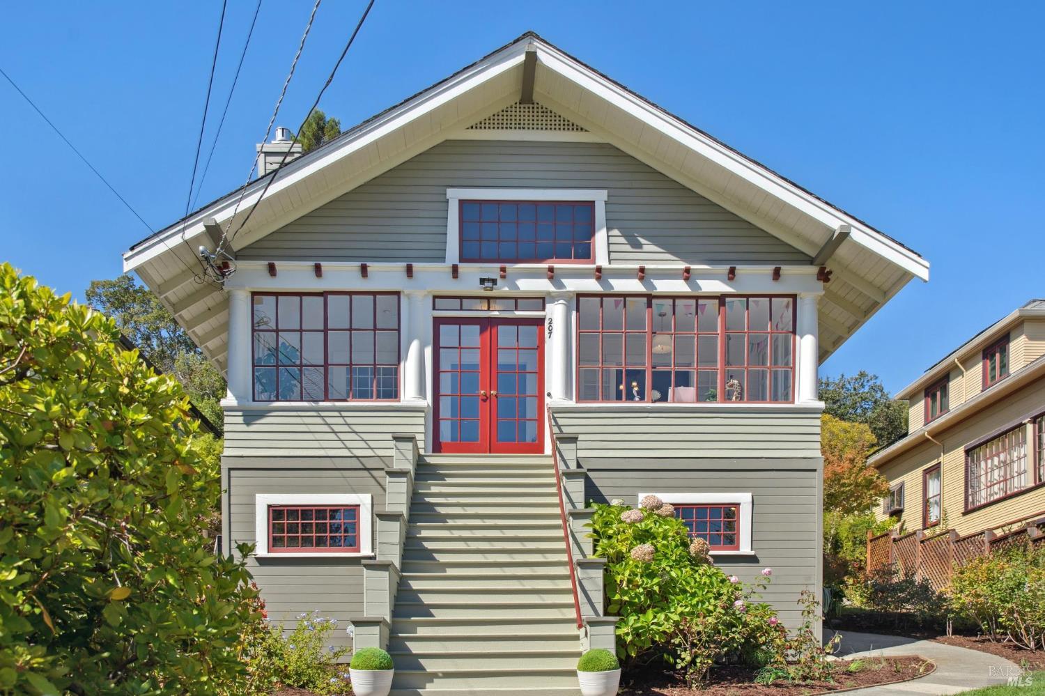 207 D Street