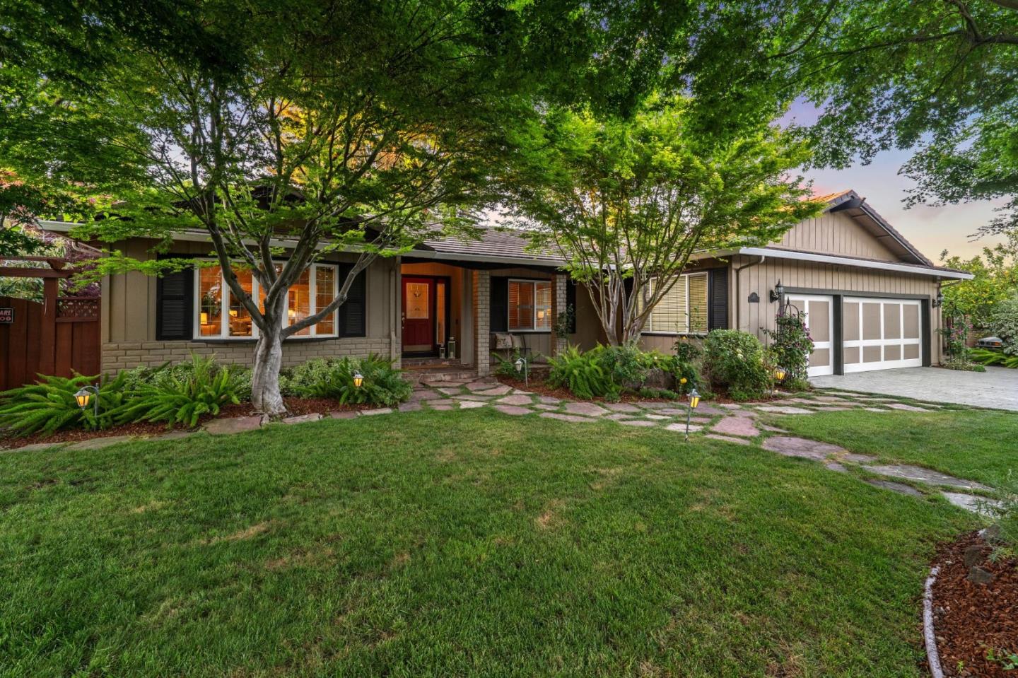 1275 Covington RD