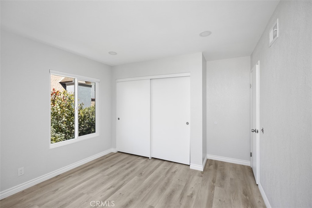 24922 Del Monte Street