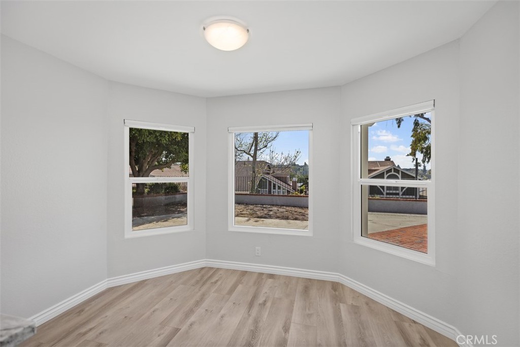 24922 Del Monte Street