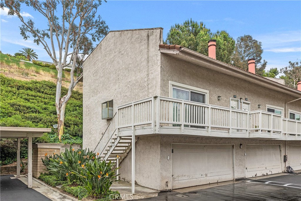 23821 Hillhurst Drive 40