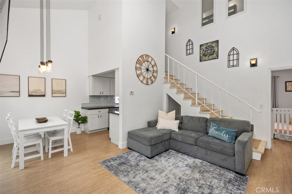 23821 Hillhurst Drive 40