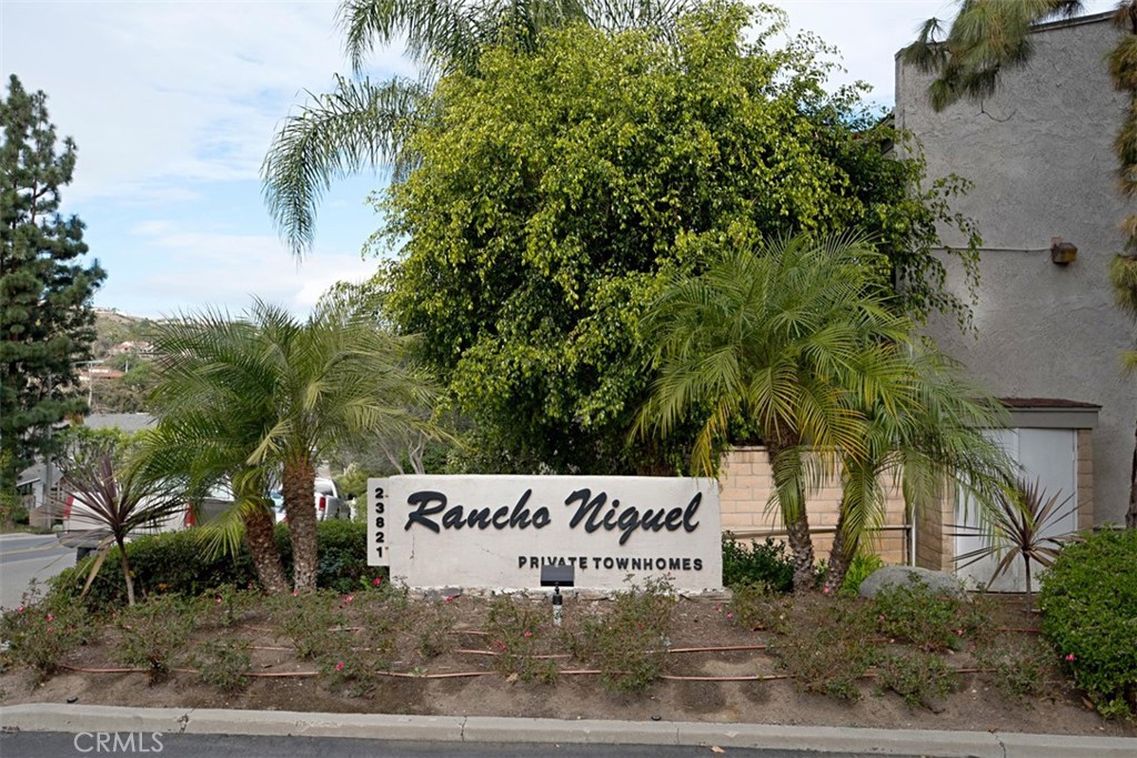 23821 Hillhurst Drive 40