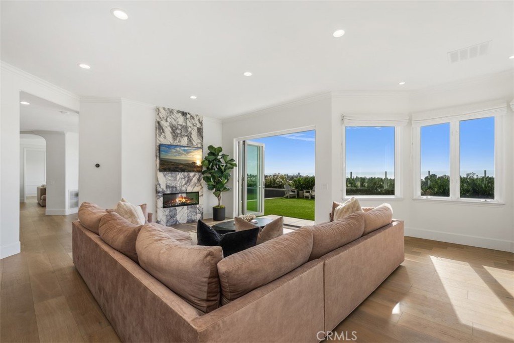 51 Poppy Hills Road