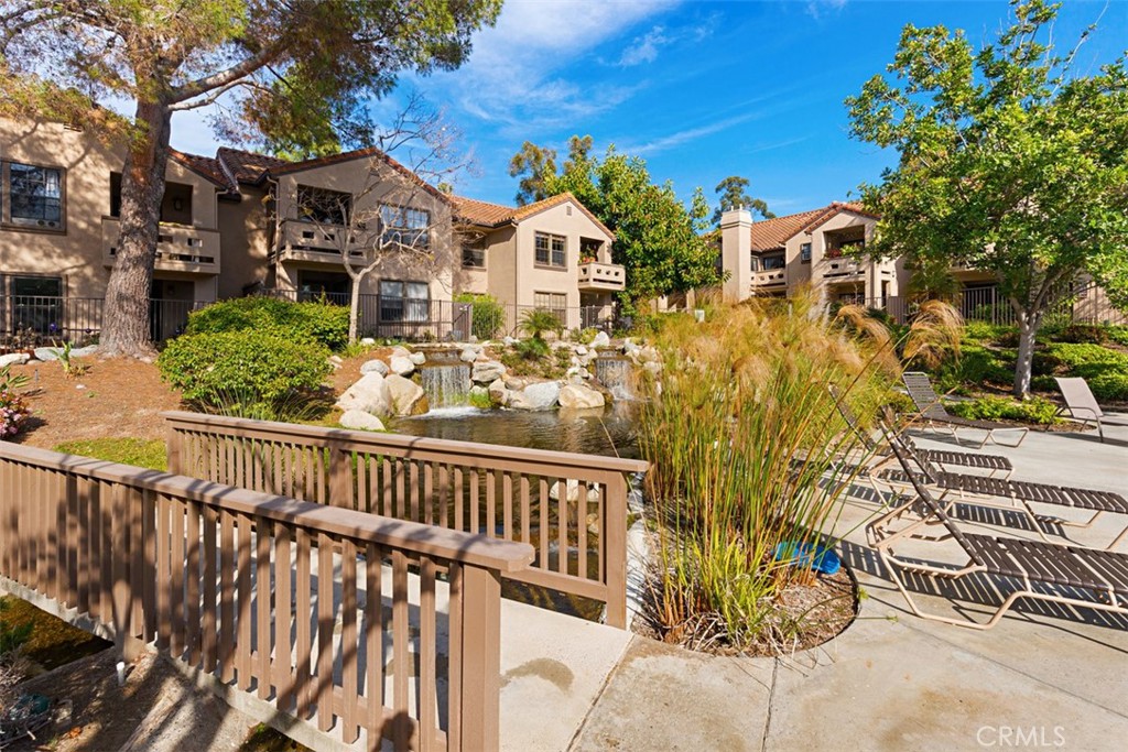 1046 Calle Del Cerro 415