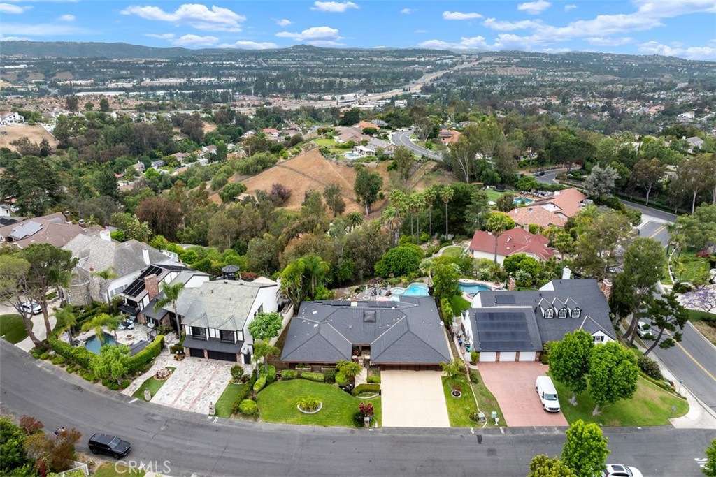 27121 Shenandoah Drive