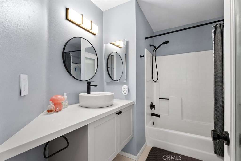 1046 Calle Del Cerro 408