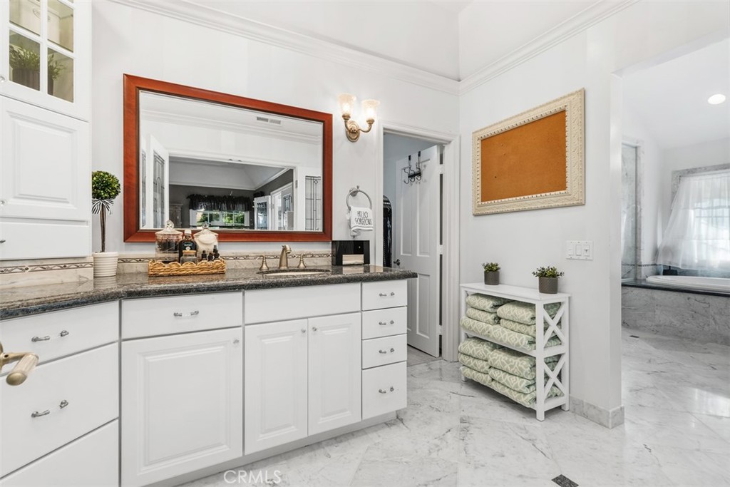 27101 Shenandoah Drive