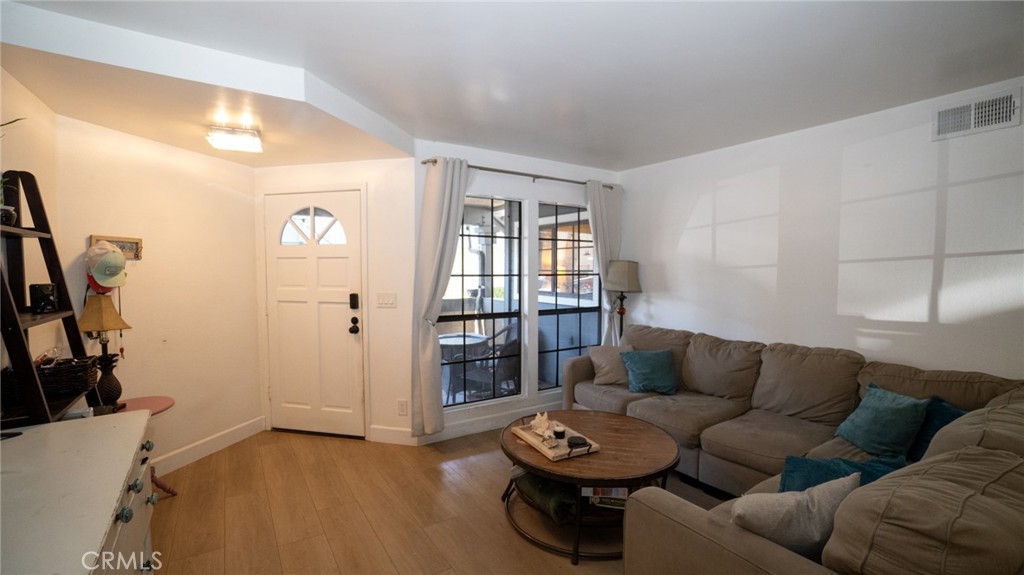 24367 Avenida De Los Ninos 43