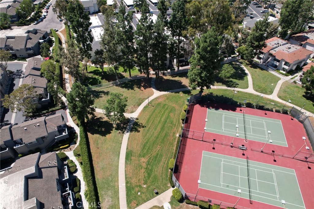 24367 Avenida De Los Ninos 43