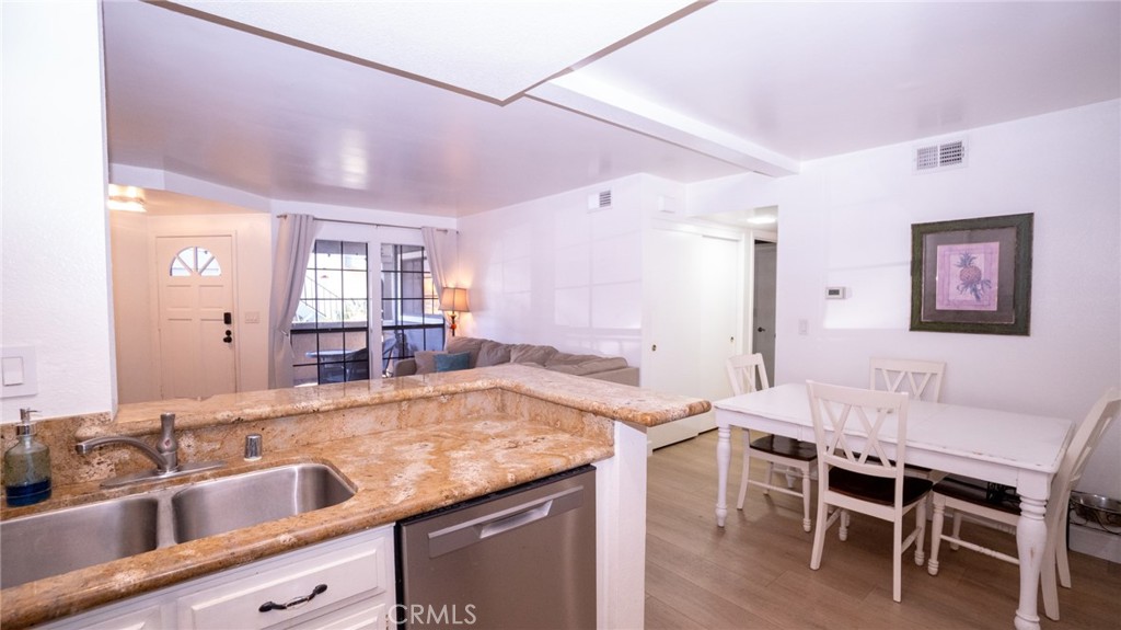 24367 Avenida De Los Ninos 43