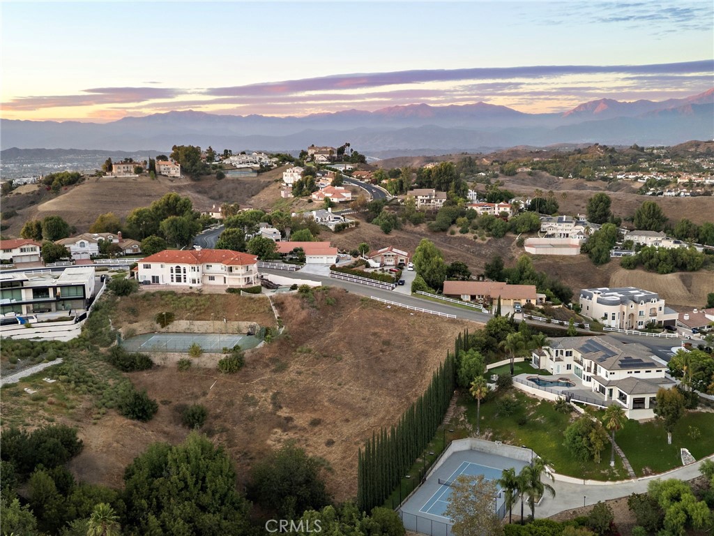 2182 Indian Creek