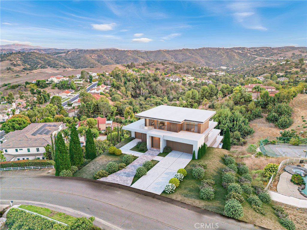 2182 Indian Creek