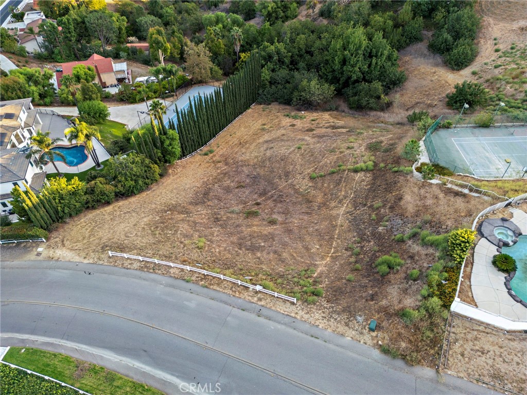 2182 Indian Creek