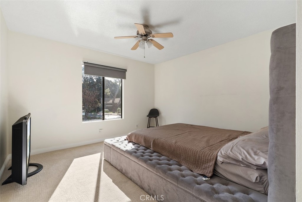 212 Springview