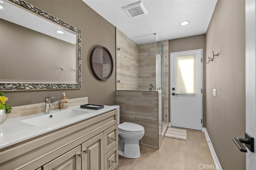 27215 Stagewood Court
