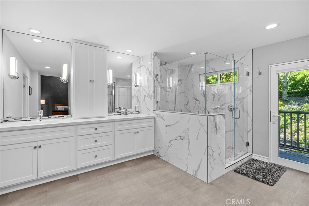 27215 Stagewood Court