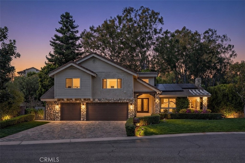 27215 Stagewood Court
