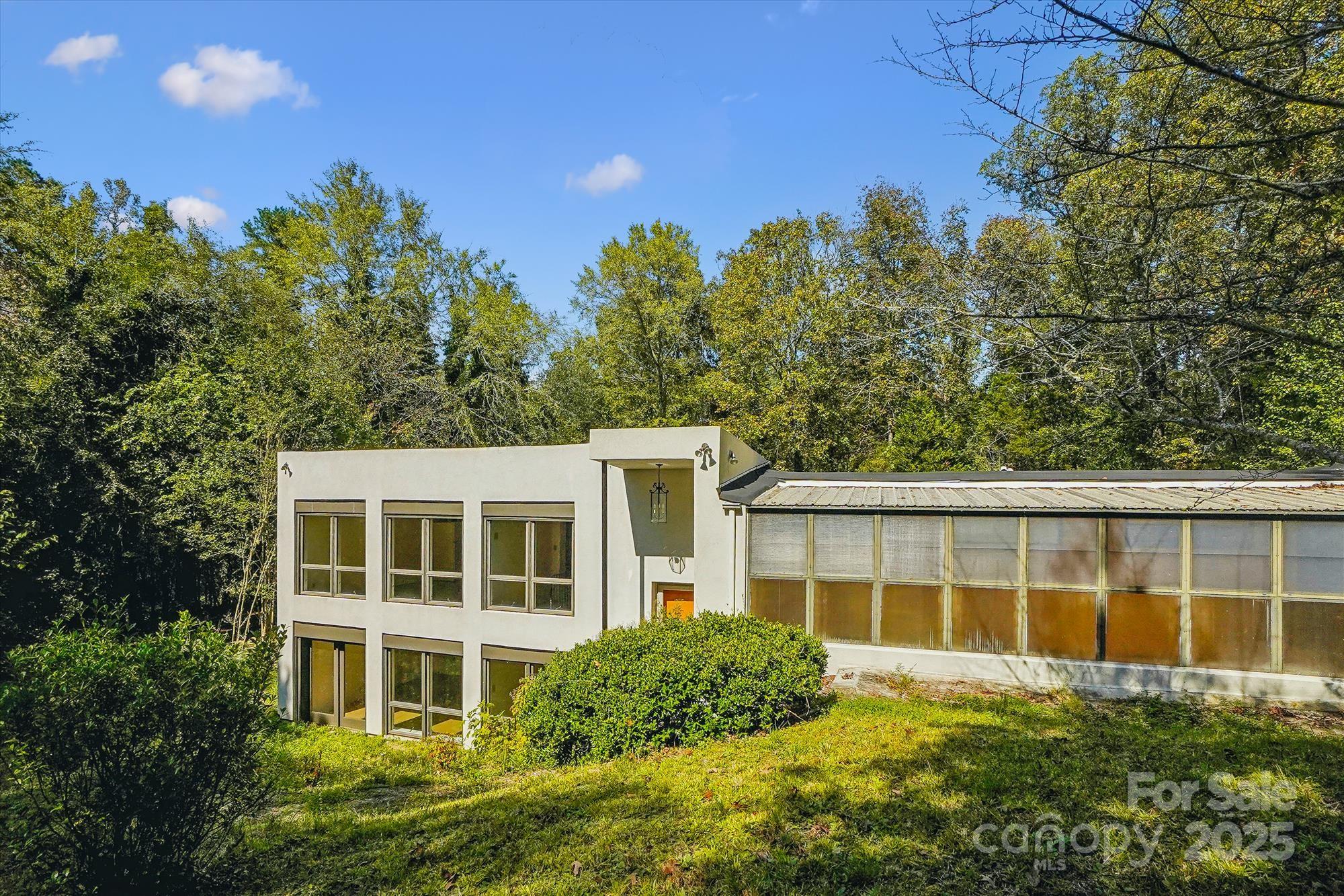 9224 Maggie Robinson Road