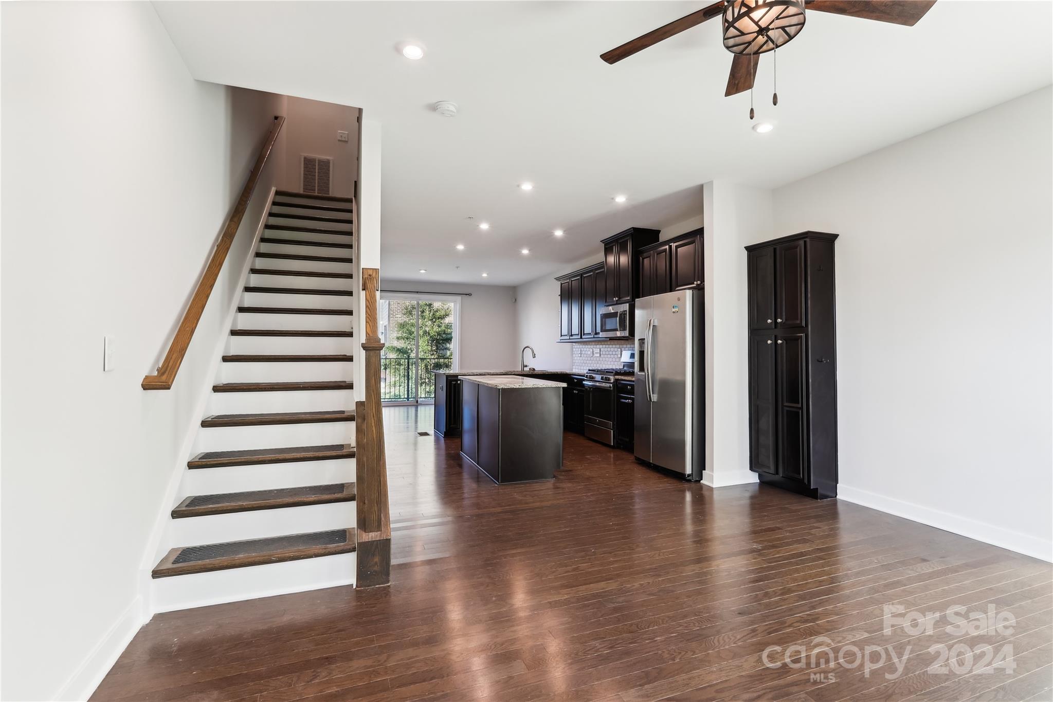 466 Tremont Avenue