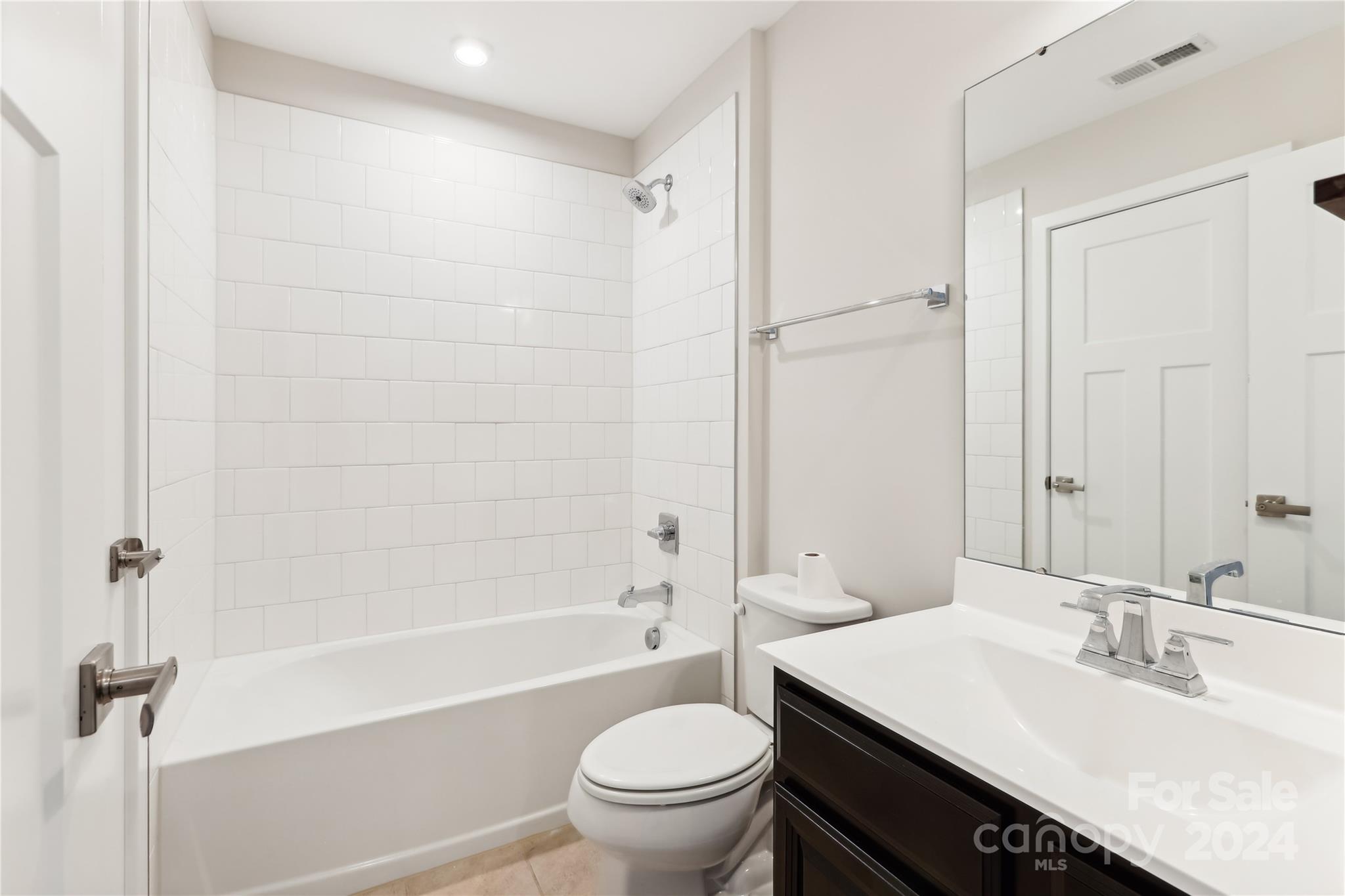 466 Tremont Avenue
