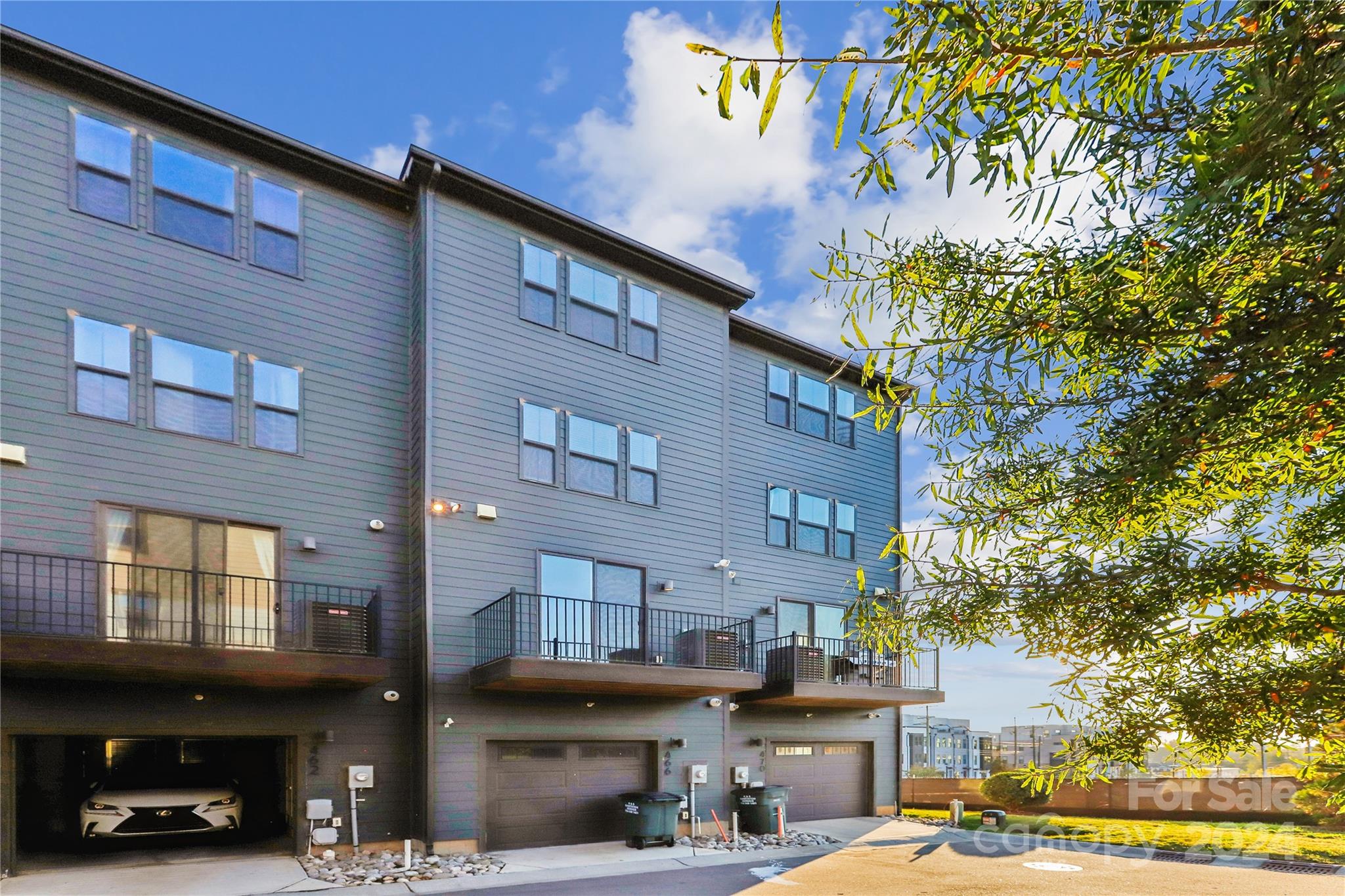 466 Tremont Avenue