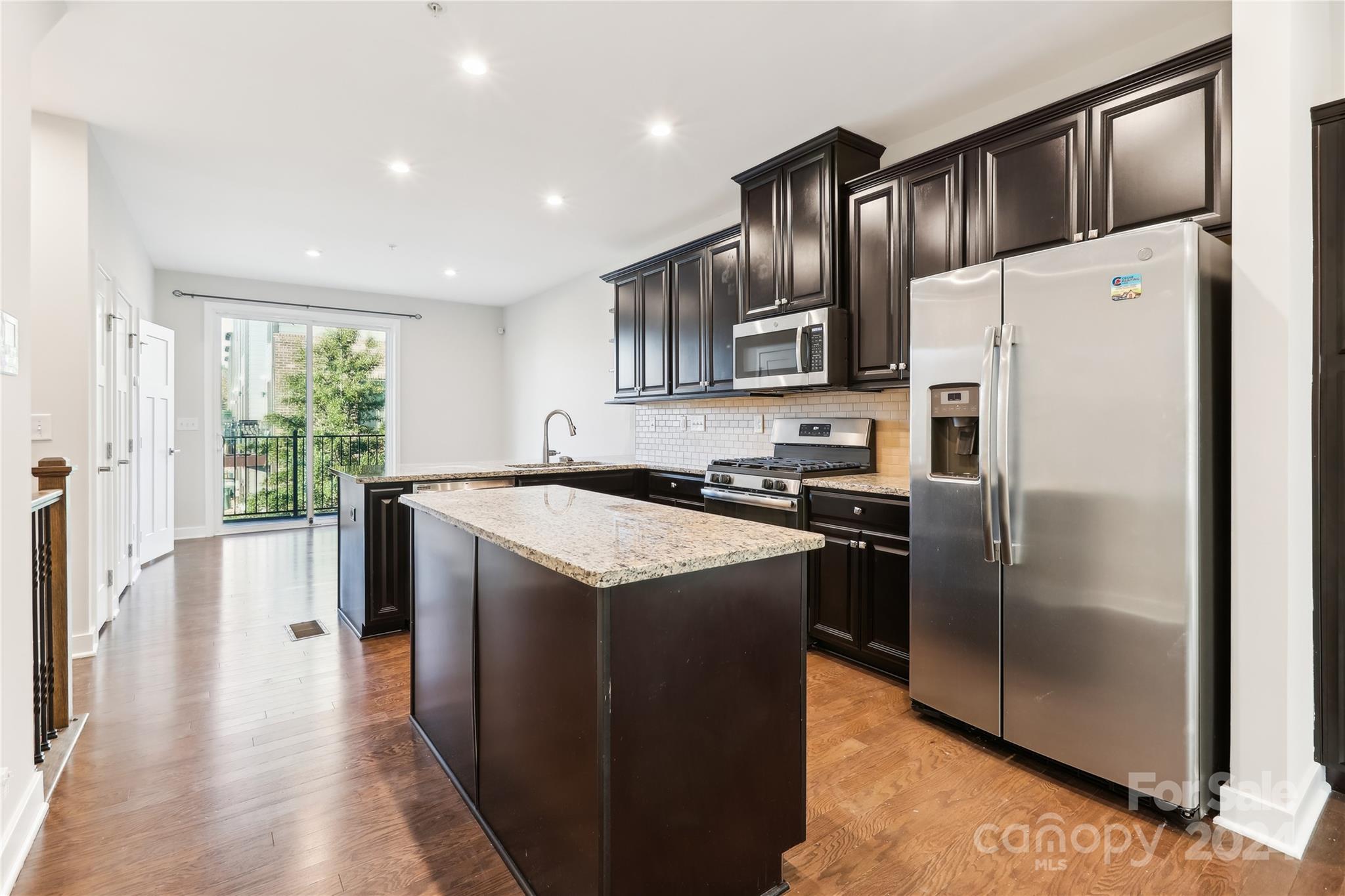 466 Tremont Avenue