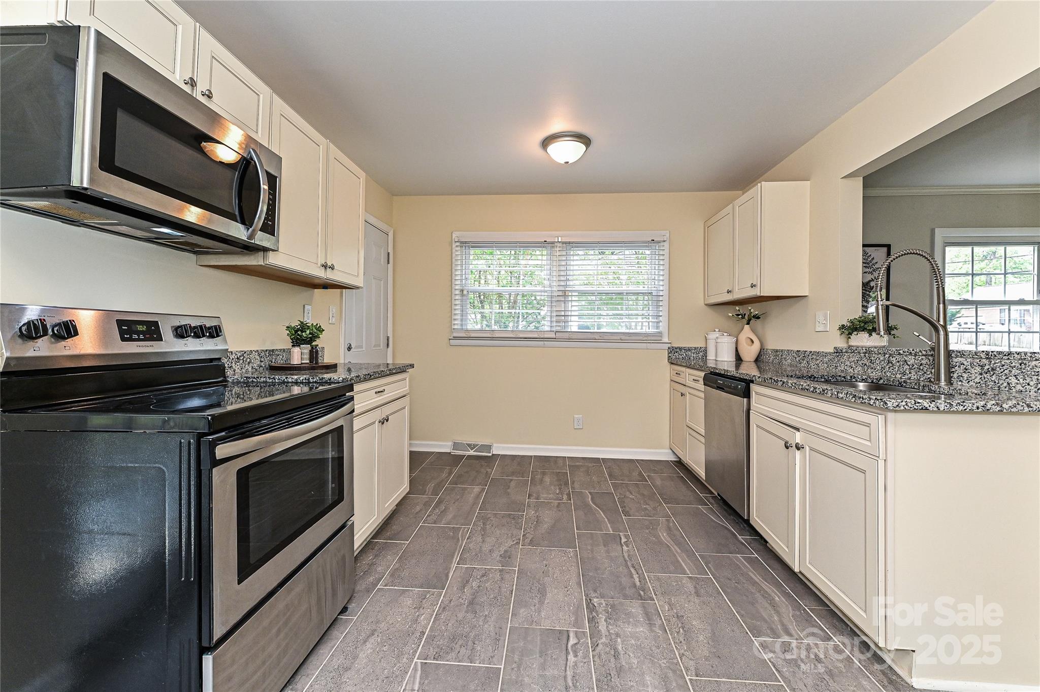 3701 Slagle Drive